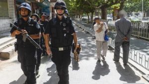 Policía de Sinkiang