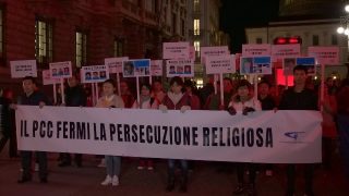 En Milán, exiliados de la IDT salen a las calles para decir "Basta"