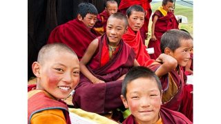 niños tibetanos