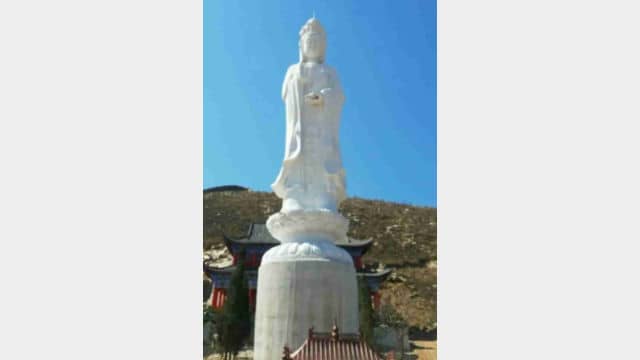 Apariencia original de la estatua de Buda de Kwan Yin
