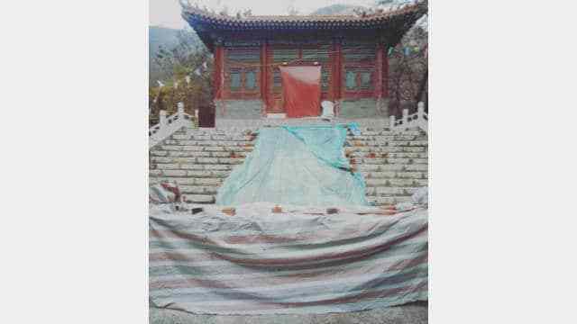 El templo budista ubicado en la montaña Bujia fue cerrado