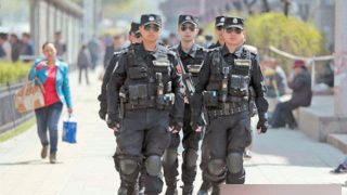 se emplean fuerzas especiales de policía para mantener la estabilidad en Sinkiang