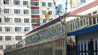 Las escuelas son muy parecidas a cárceles en Sinkiang