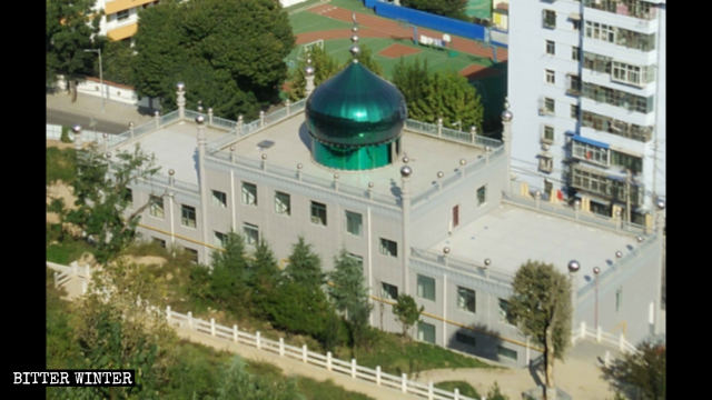 Vista de la mezquita de mujeres situada en la calle Motianyuan de la ciudad de Baoji.