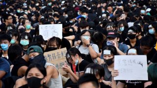 El 22 de agosto, más de 1000 estudiantes de secundaria de Hong Kong participaron en una huelga. (Foto tomada por VOA/Iris Tong)