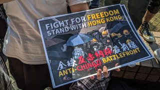 En China continental, cada palabra en apoyo a Hong Kong es silenciada