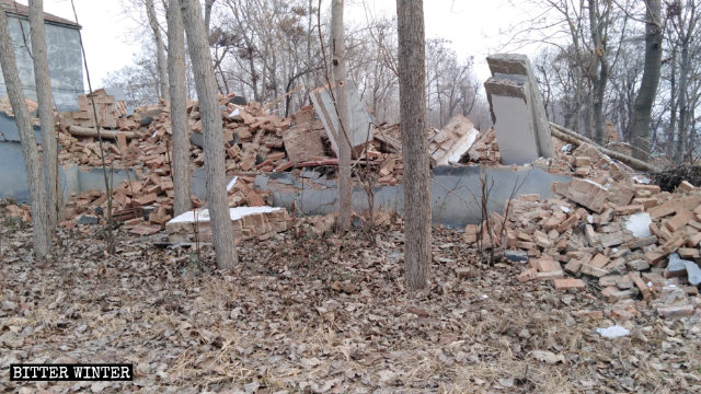 Un lugar de reunión perteneciente a la Iglesia de las Tres Autonomías que se encontraba emplazado en la aldea de Wangbukou fue demolido el 13 de diciembre.
