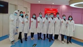 El personal médico es obligado a unirse a las mentiras del PCCh sobre el coronavirus