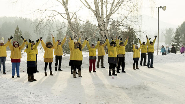 Practicantes de Falun Gong en Irkutsk
