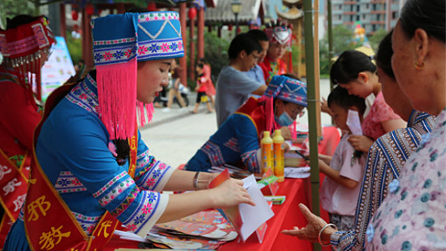 El 18 de julio, durante el Festival Zhuzhu se llevó a cabo una actividad de propaganda anti-xie jiao en la ciudad de Hechi de Guangxi.